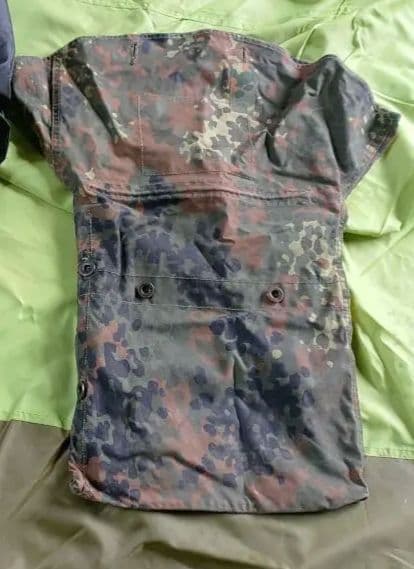 極上！！ドイツ軍　パップテント　3ファスナー x 2ファスナー小窓仕様