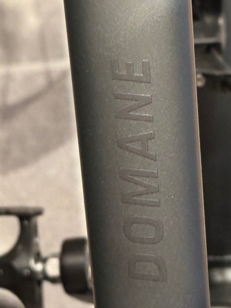 【オカダミナト】TREK 2024年 Domane AL2 52 フレーム