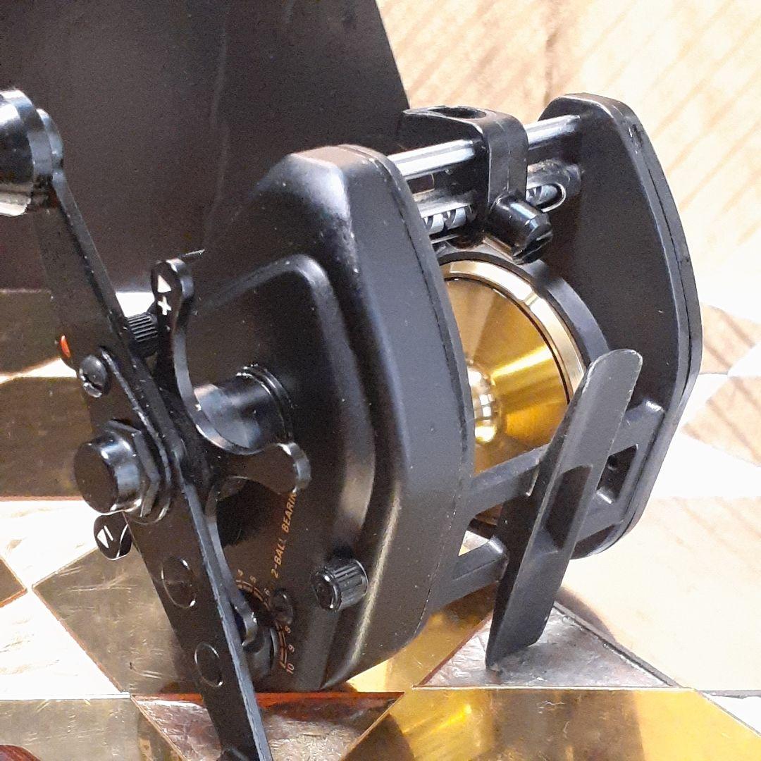 り*ご様 ダイワ ミリオネア マグサーボ SS35 ベイトリール オールドリール