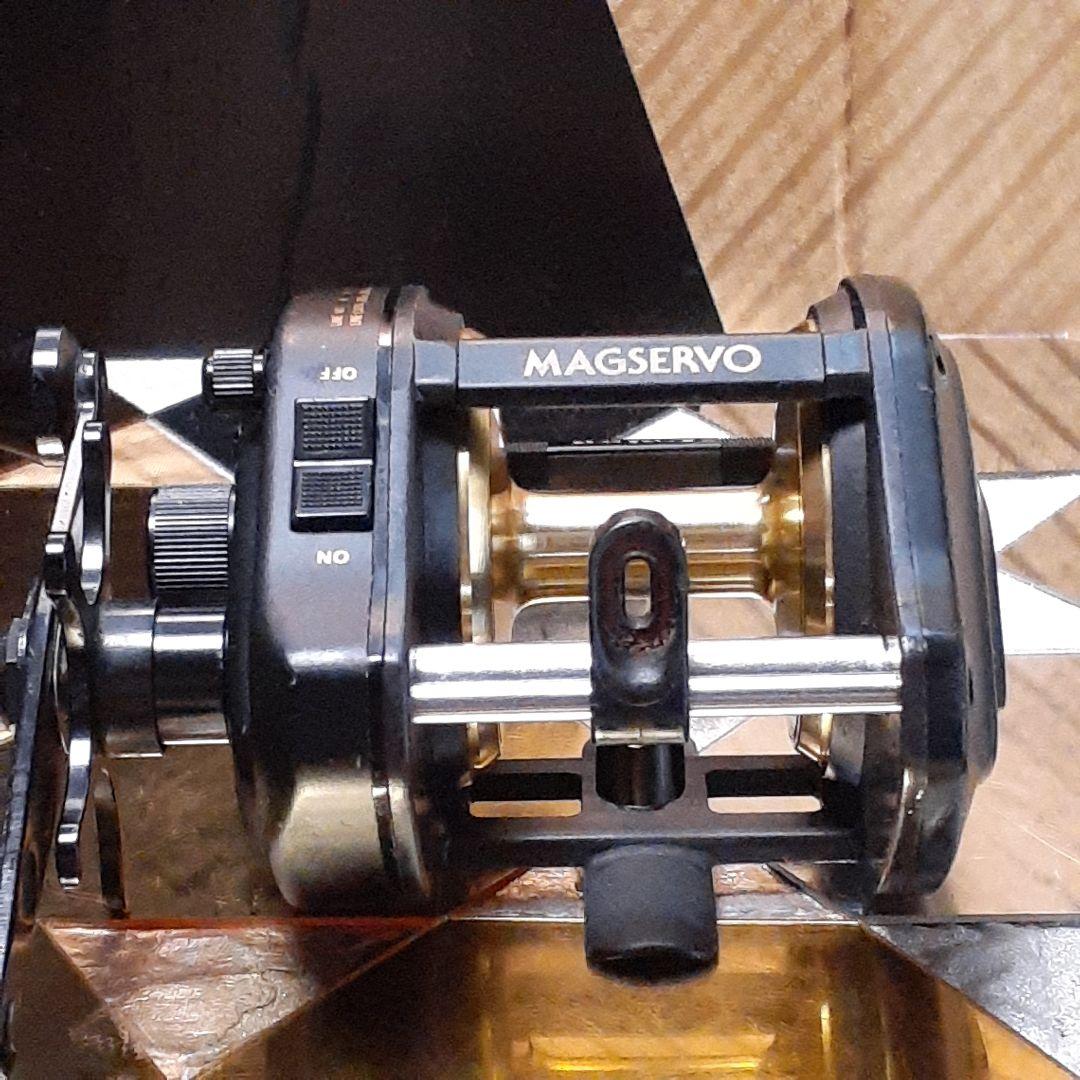 り*ご様 ダイワ ミリオネア マグサーボ SS35 ベイトリール オールドリール