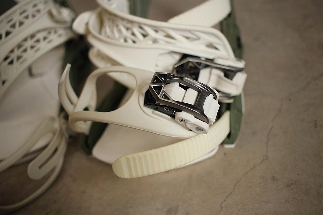 22-23 SALOMON DISTRICT HPS Lサイズ　ディストリクト