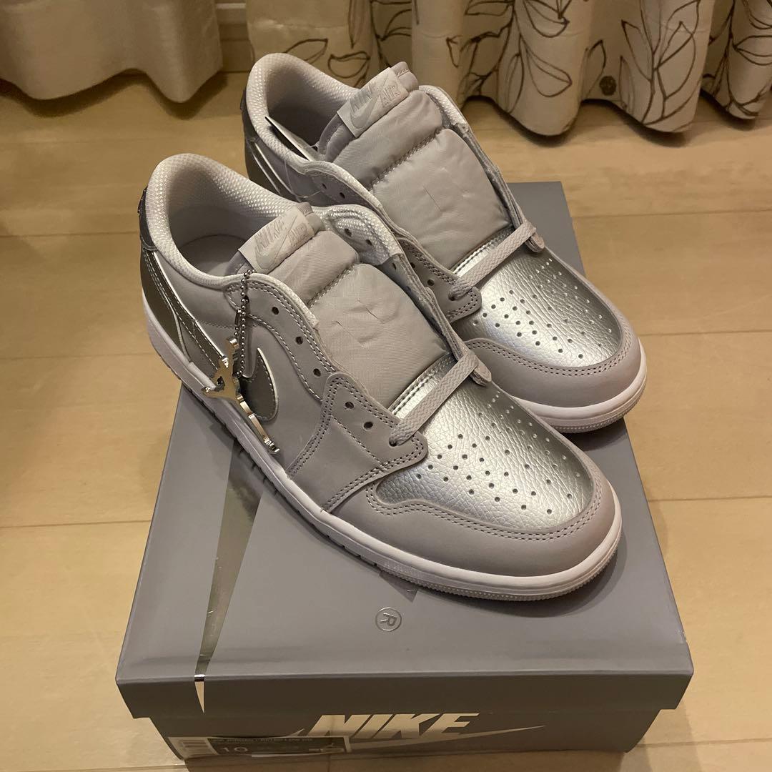 【特別価格】AIR JORDAN 1 RETRO LOW OG 10