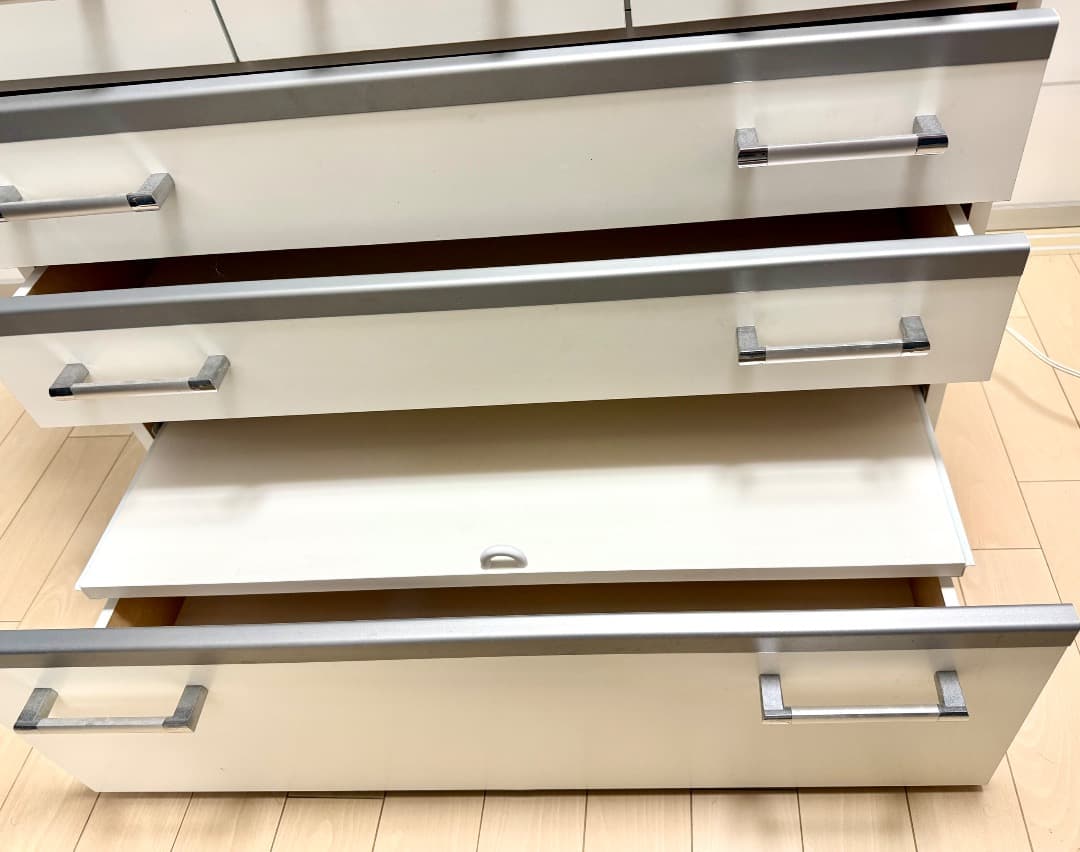 送料込 キッチンキャビネット90 引出6 ステンレス天板 キャスター電源付 国産