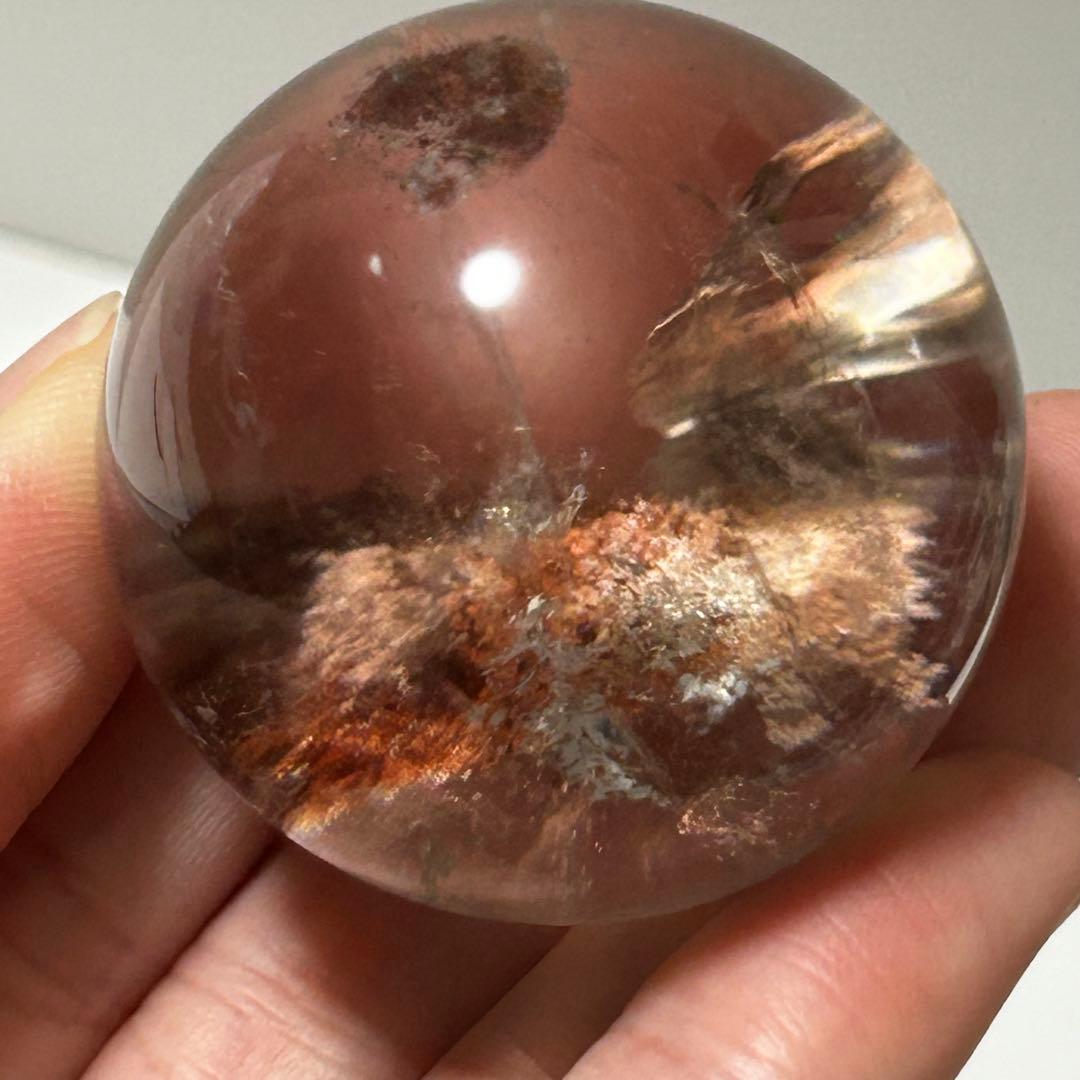 透明感　ライトスモーキー　ガーデンクォーツ　赤ピンク　直径4cm 重さ88g
