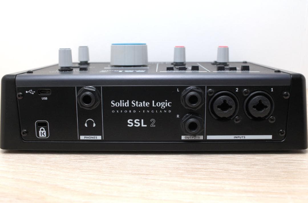 SSL2 Solid State Logic オーディオインターフェース