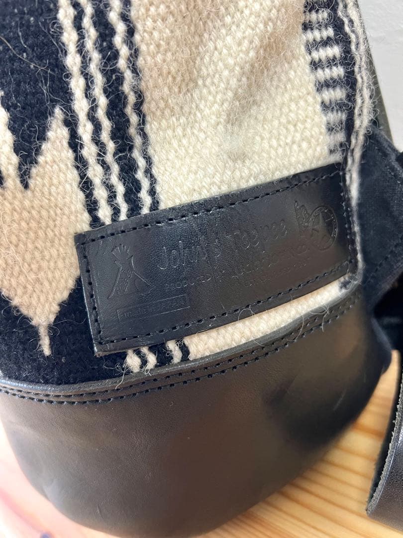 LUCKY JOHNチマヨDAYPACK白黒