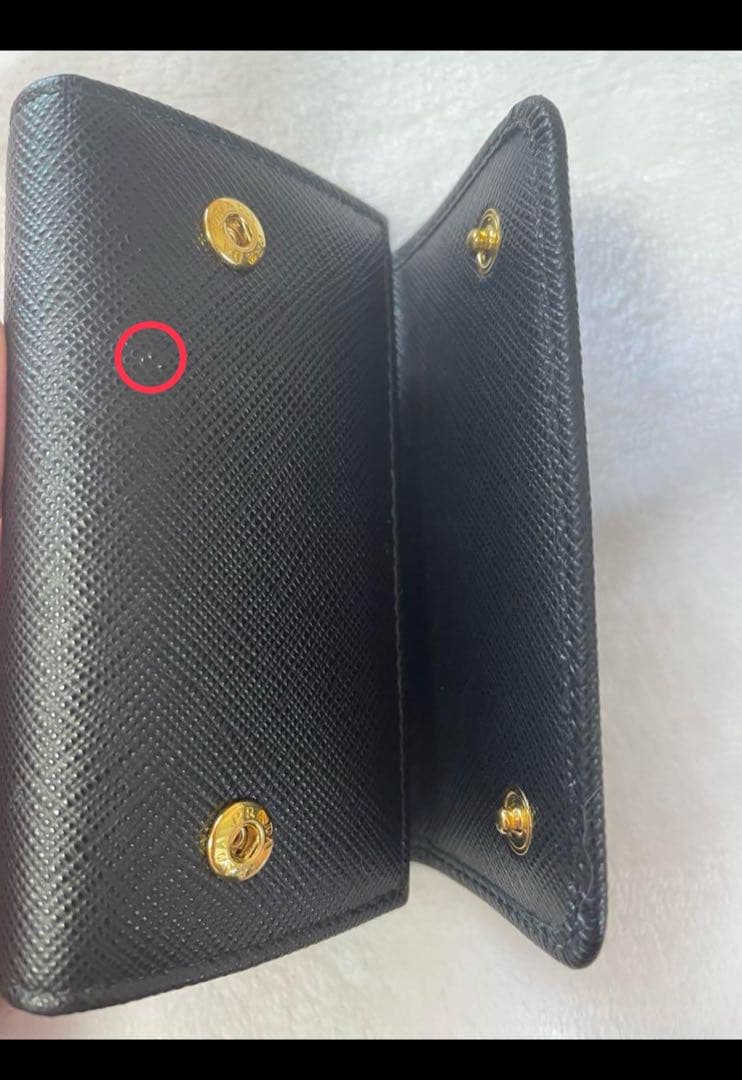 PRADA ブラック レザー キーケース サフィアーノ