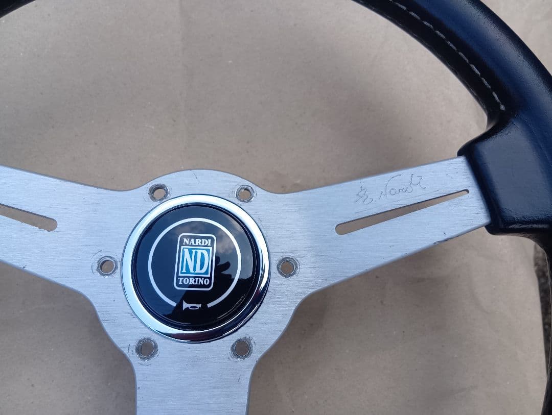 NARDI ナルディクラシック 小径33Φ レザーステアリング 正規品 中古美品