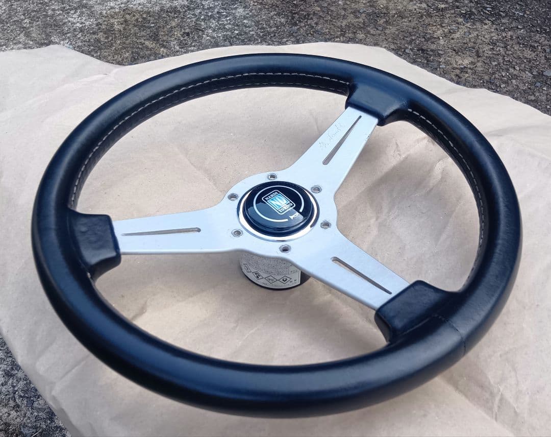 NARDI ナルディクラシック 小径33Φ レザーステアリング 正規品 中古美品