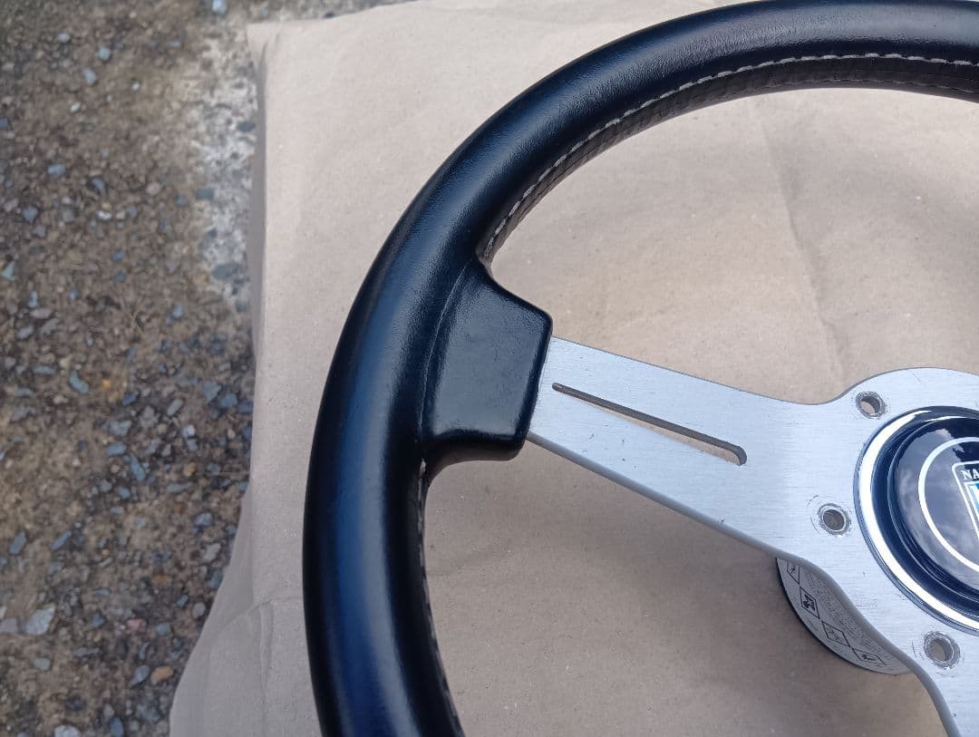 NARDI ナルディクラシック 小径33Φ レザーステアリング 正規品 中古美品