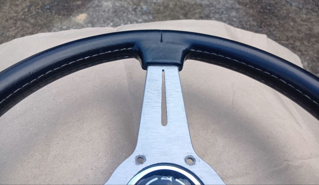 NARDI ナルディクラシック 小径33Φ レザーステアリング 正規品 中古美品
