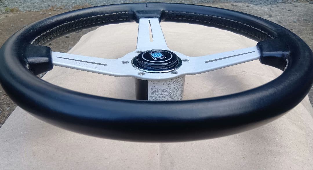 NARDI ナルディクラシック 小径33Φ レザーステアリング 正規品 中古美品