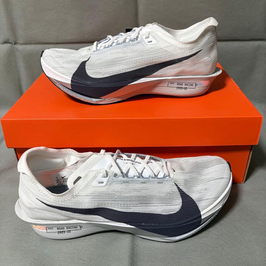 ナイキ ストリークフライ2 ホワイト ブラック 白 黒 ランシュー 28.0