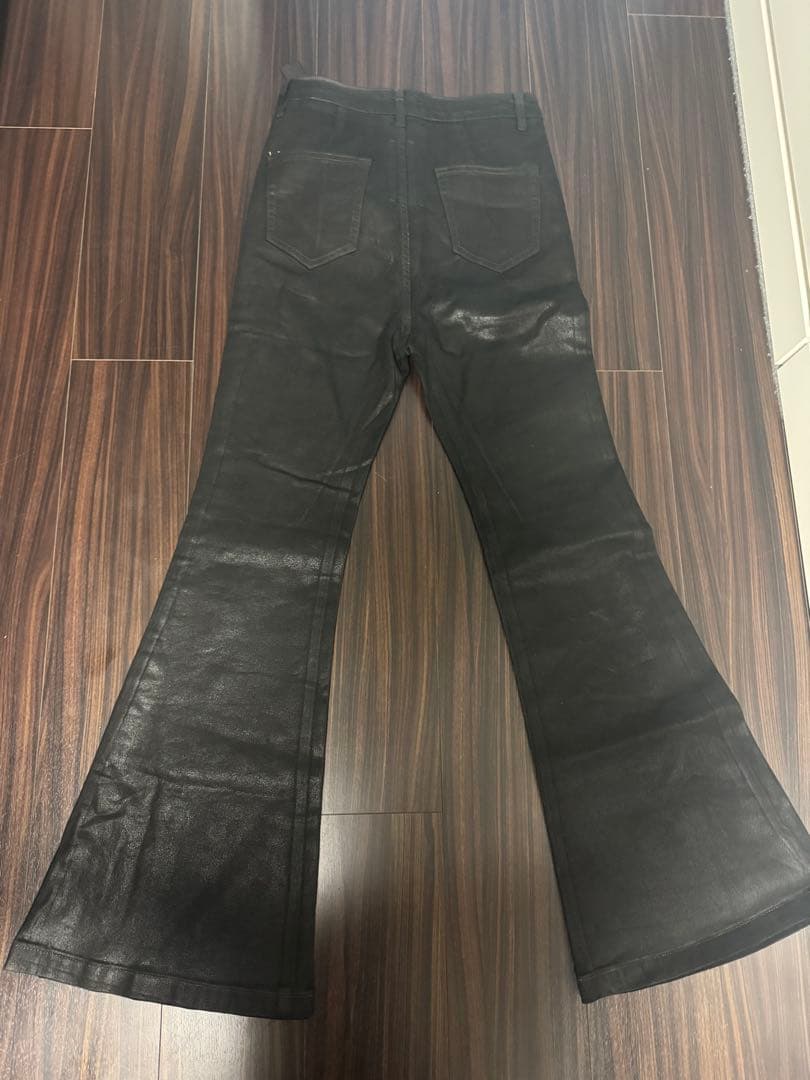 H.ESNTLS ワックス　フレアウォッシュデニム レトロブーツカット