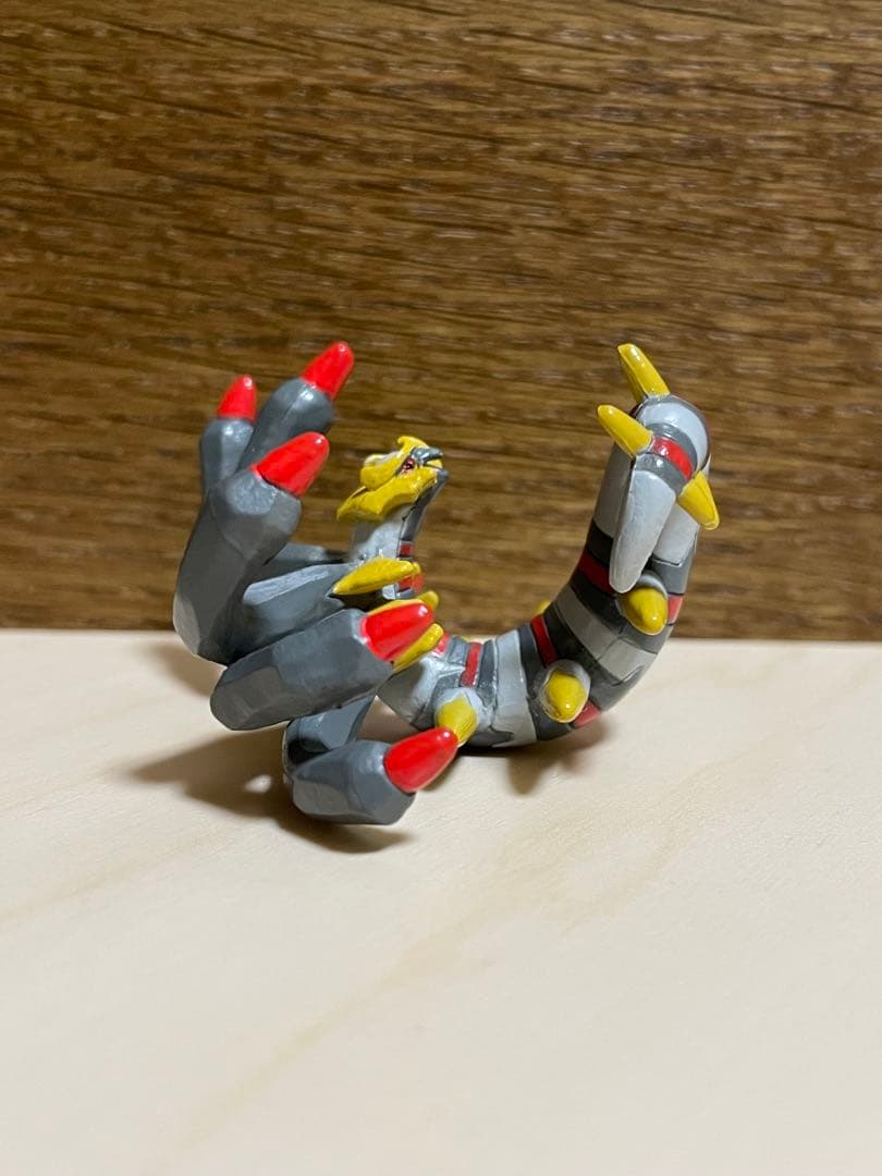 ポケモン クリッピングフィギュア PART-4 ギラティナ(オリジンフォルム