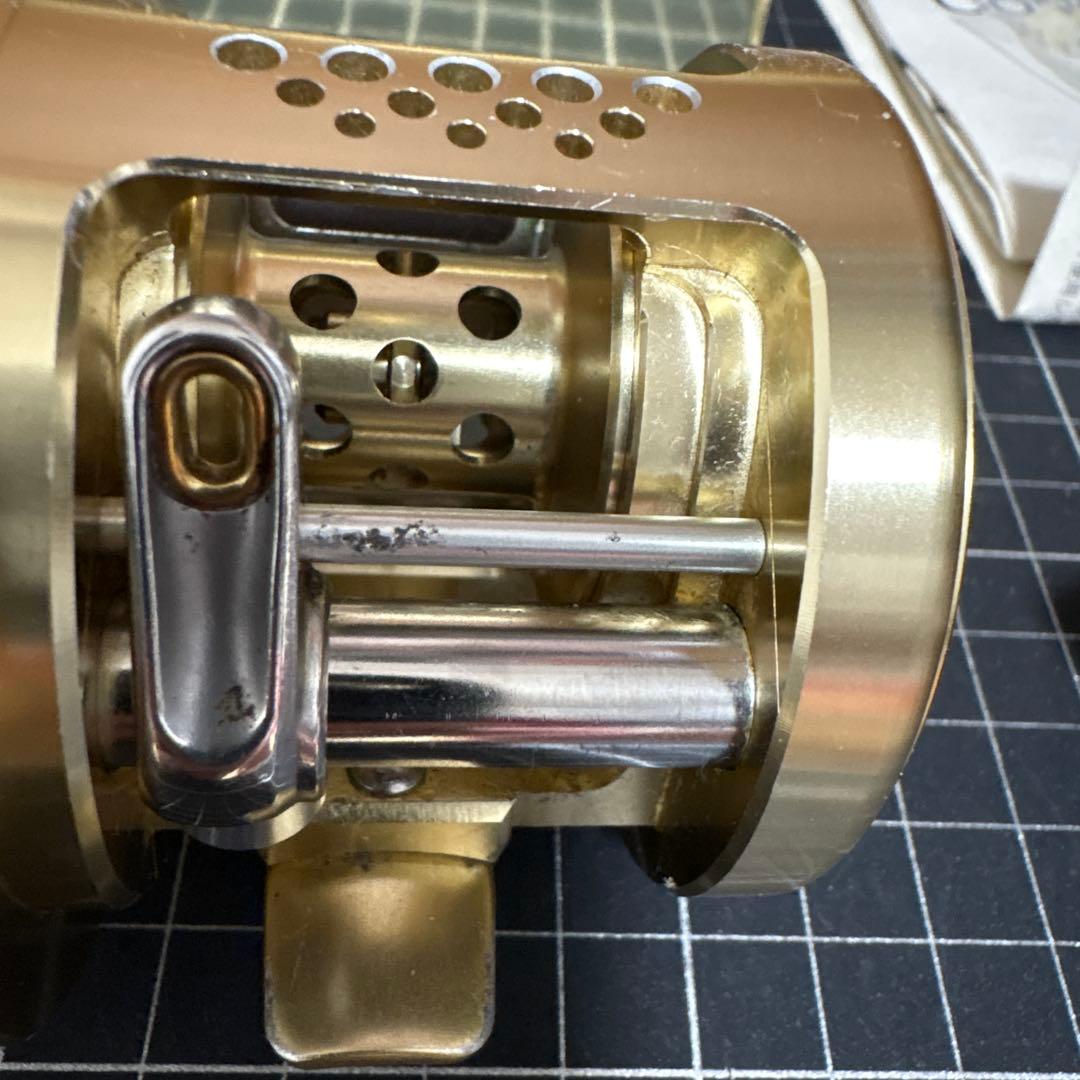 01 CALCUTTA CONQUEST 100 箱付き