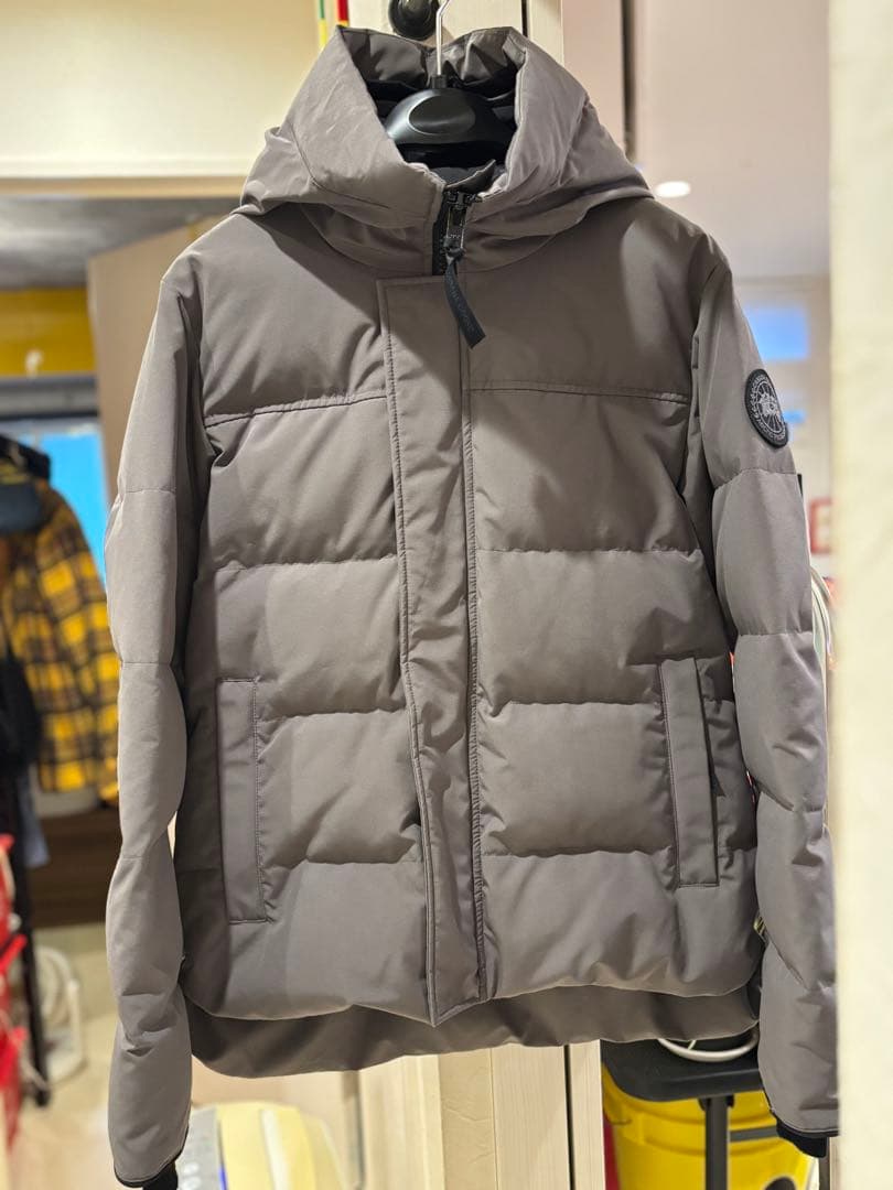カナダグース　ダウンジャケットMM ブラックレーベル