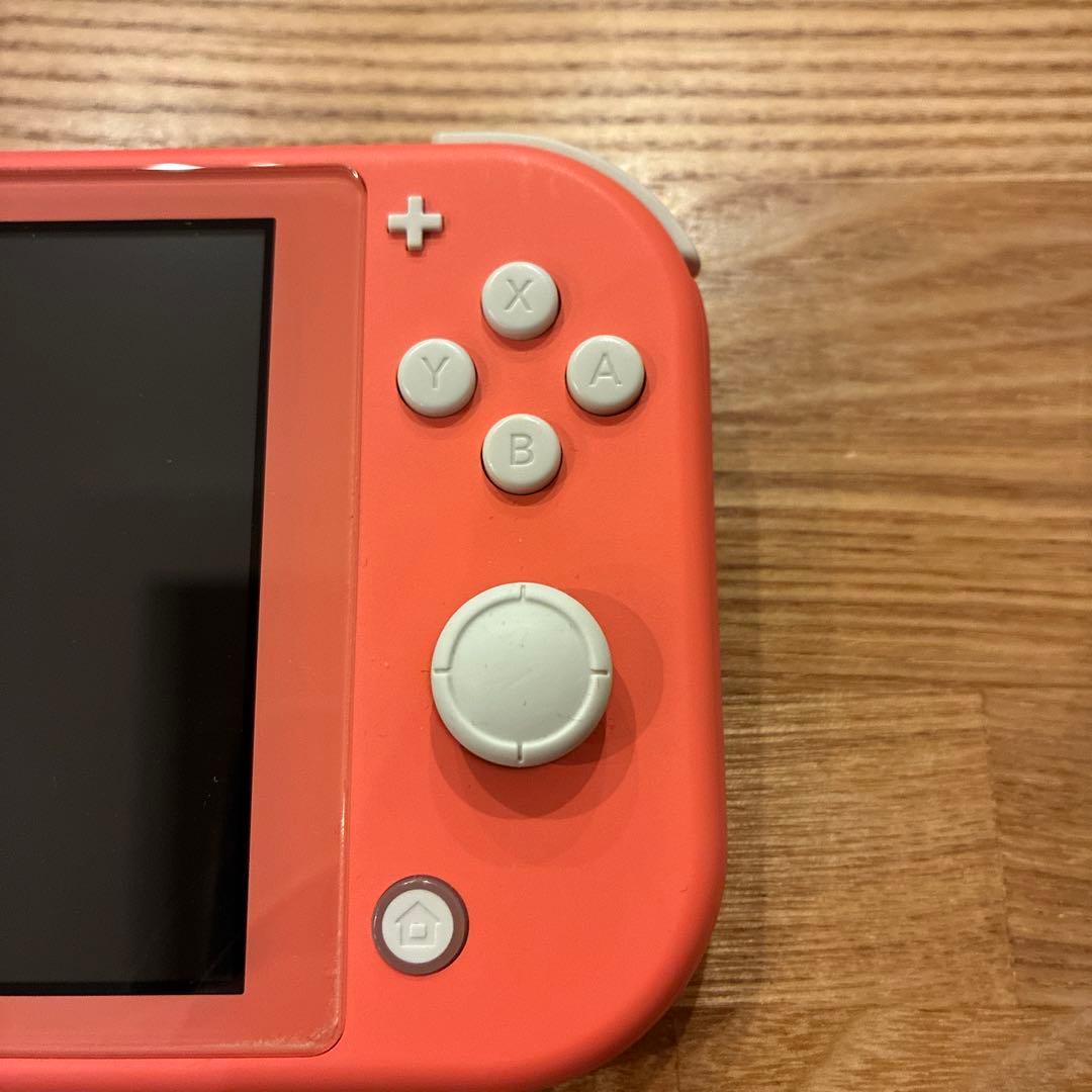 【美品】Nintendo switch Lite コーラル