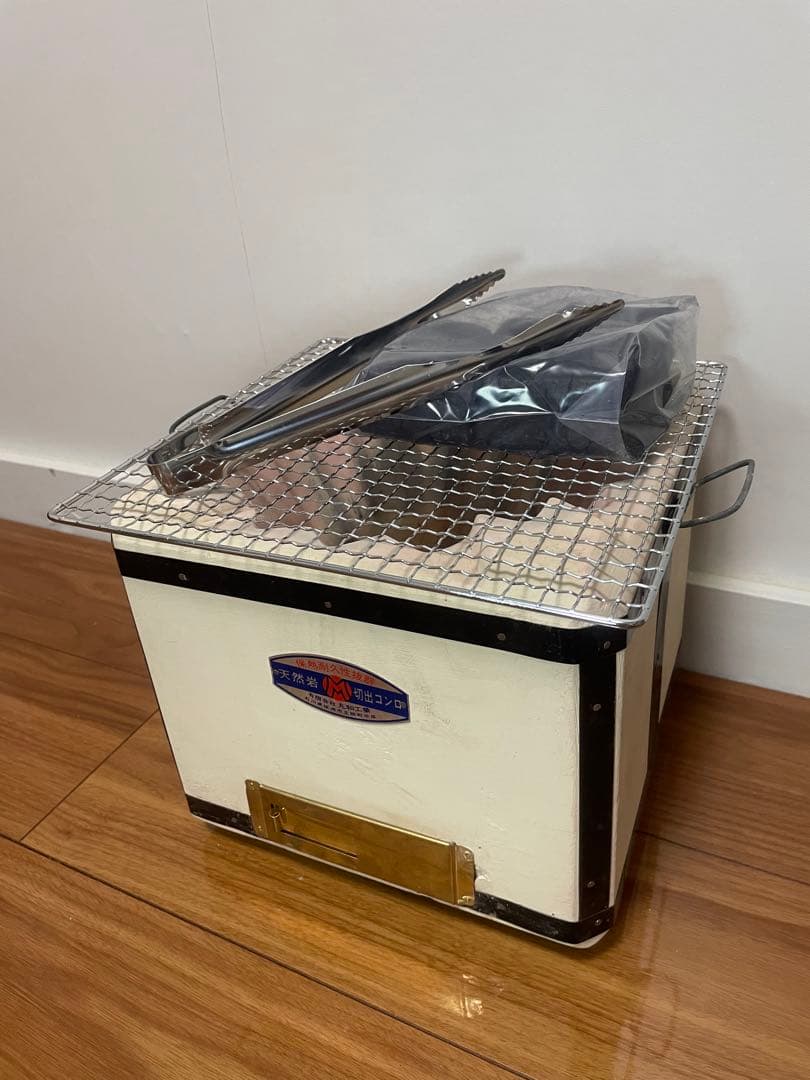 丸和工業 石川県珠洲市産出 天然珪藻土切り出し七輪 正角七輪250 訳