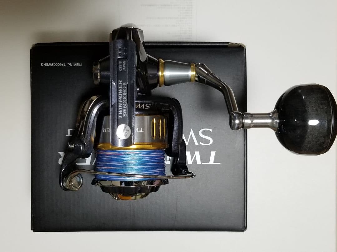 15 TWIN POWER SW6000HG、8000HG 2台セット シマノ ツインパワー