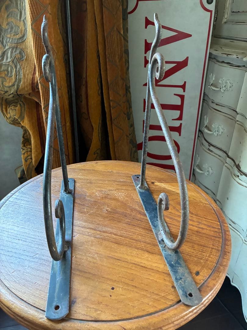 フランス　アンティーク　アイアン　フック　壁掛け　フック　シェルフ台　２個