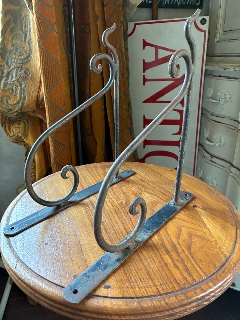 フランス　アンティーク　アイアン　フック　壁掛け　フック　シェルフ台　２個