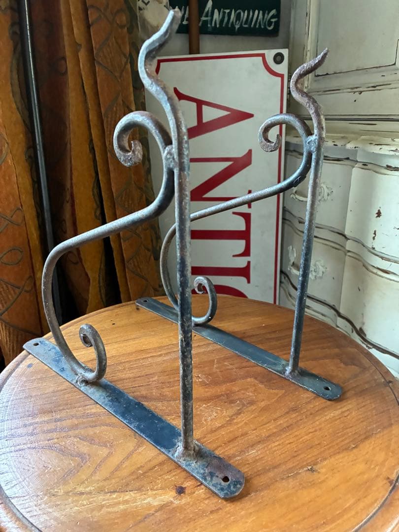 フランス　アンティーク　アイアン　フック　壁掛け　フック　シェルフ台　２個