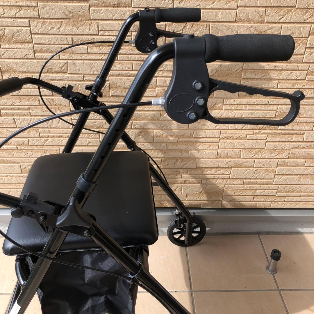 PEPE シルバーカー 歩行器 美品 未使用？