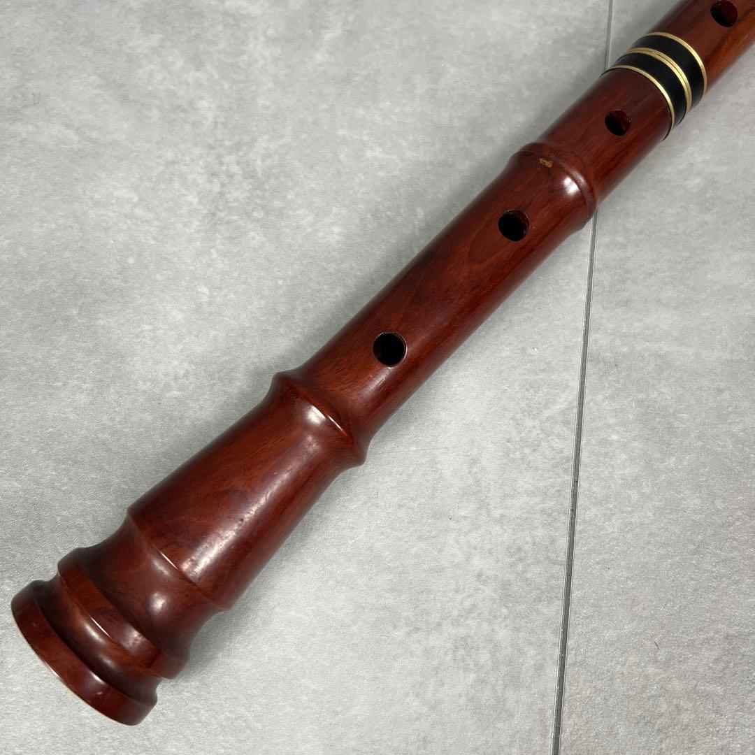 蝴蝶宝　尺八　琴古流　唄口バチ型　2尺 木製　直管　節あり　印あり　金色三線