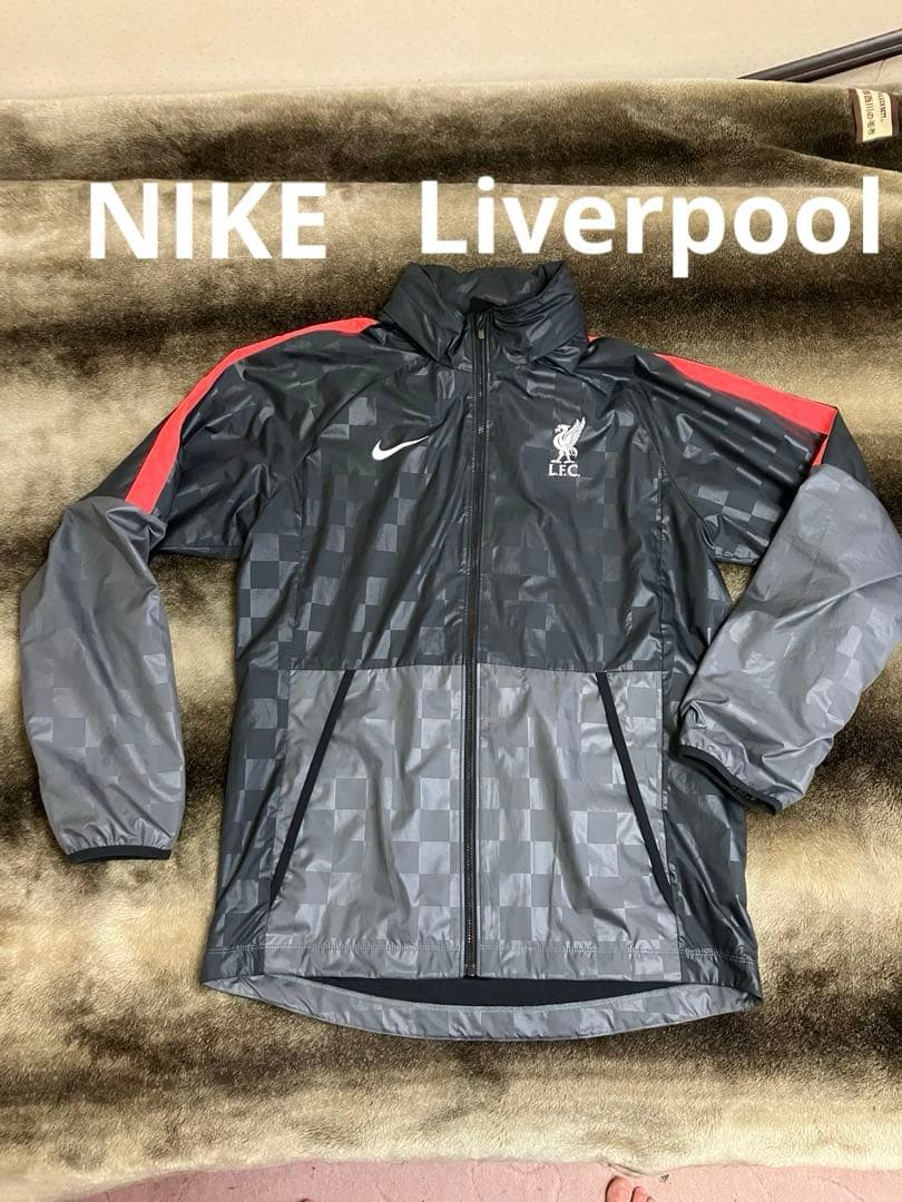 NIKE リバプール　ナイロンジャケット　Premier Liverpool
