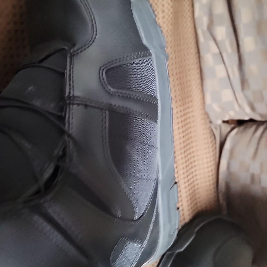 ブラック スノーボードブーツ 28