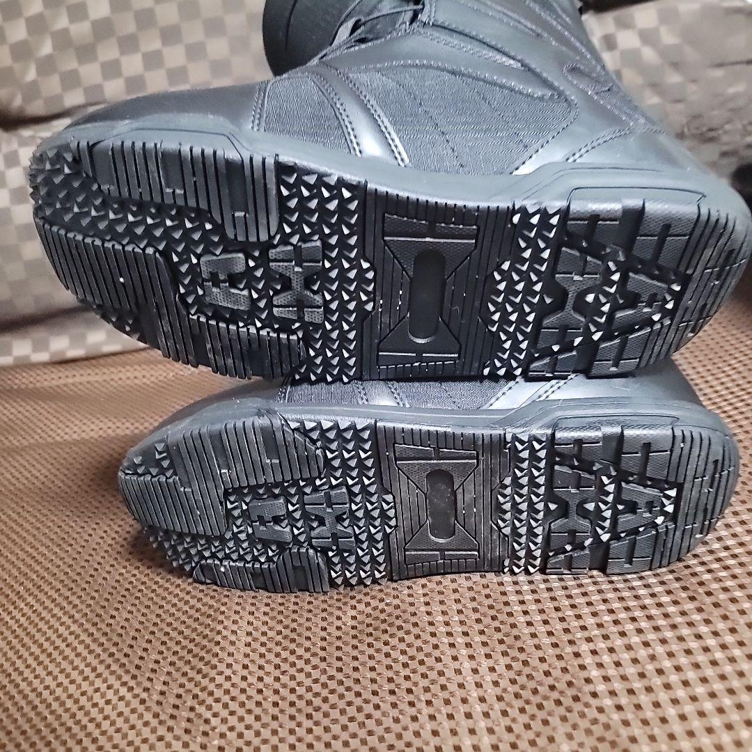 ブラック スノーボードブーツ 28