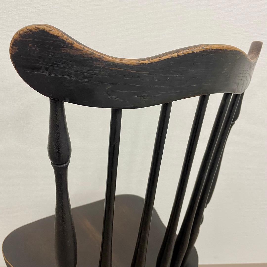 ヴィンテージ感のあるウィンザーチェア