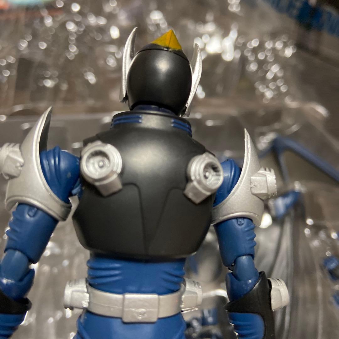 S.H.Figuarts フィギュアーツ　仮面ライダーナイト　ダークウイング