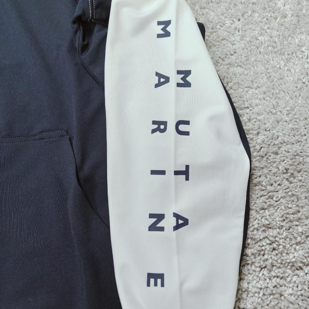 未使用 muta MARINE ラッシュパーカー Mサイズ ネイビー×ホワイト