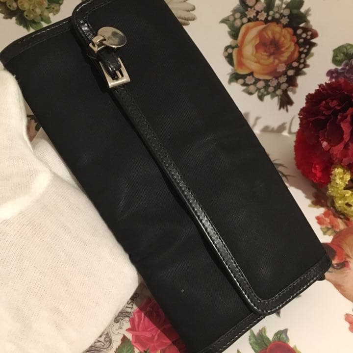 【正規品】プラダ 長財布 黒 廃盤レア