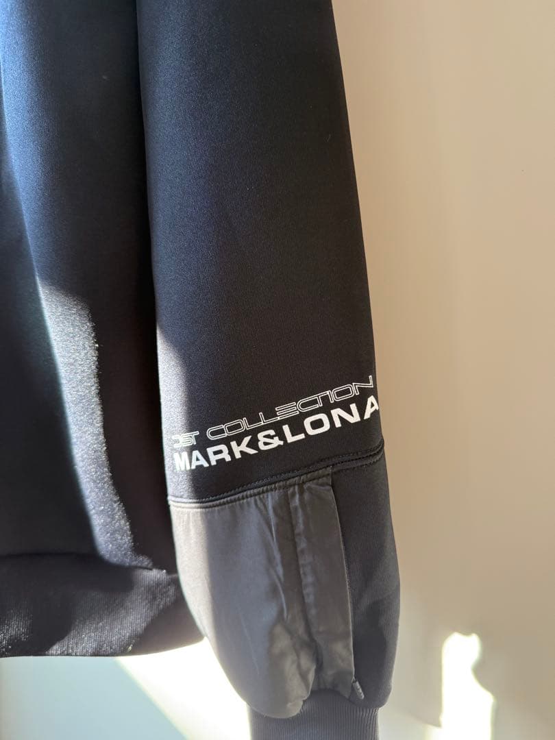 美品 ★ MARK&LONA DST スウェット パーカー マーク&ロナ 黒