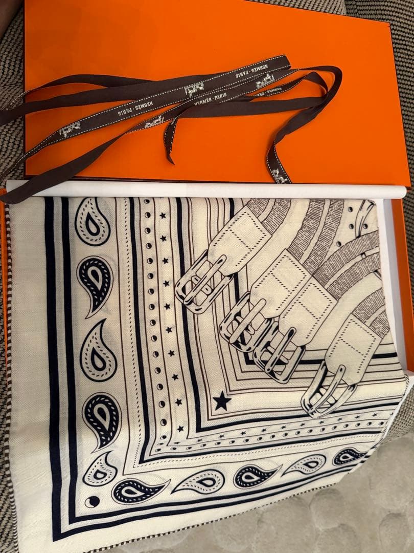 新品最新作エルメスバンダナカシシル　2026 馬銜　カレジェアン140