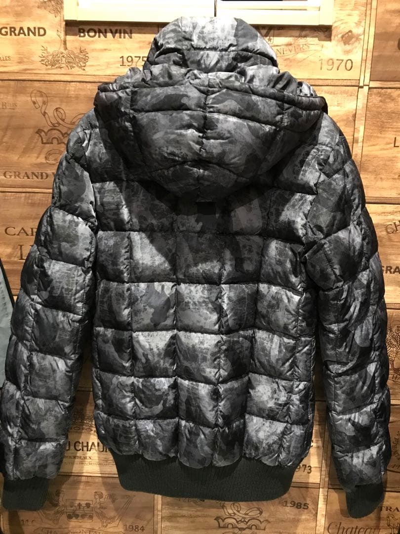 【値下げ対応可能‼️】 AKM DUVETICA ダウンジャケット コラボ L