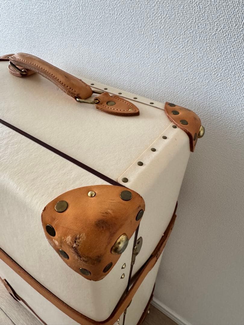 最終お値下げ　GLOBE TROTTER キャリーケース アイボリー サファリ