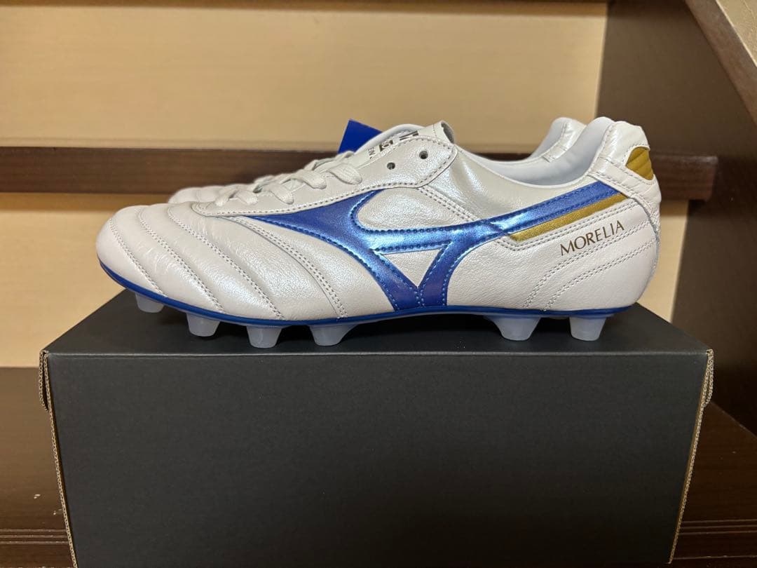 サッカースパイク　ミズノ　モレリア2 JAPAN 限定色　新品　27cm