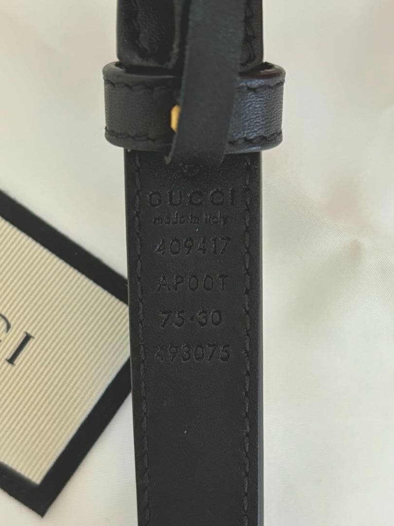 【美品】GUCCI ブラックレザー ベルト GGロゴ