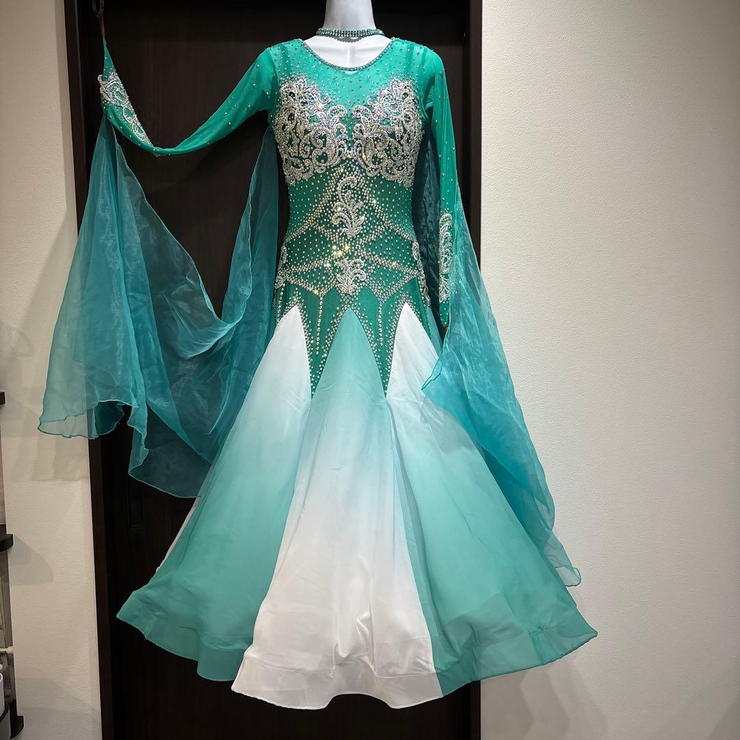 新品　社交ダンス　スタンダード　モダン　ドレス　衣装　水色　白　緑