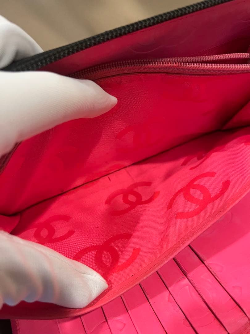 シャネル カンボンライン 長財布 ラウンドファスナー 正規品　リペア