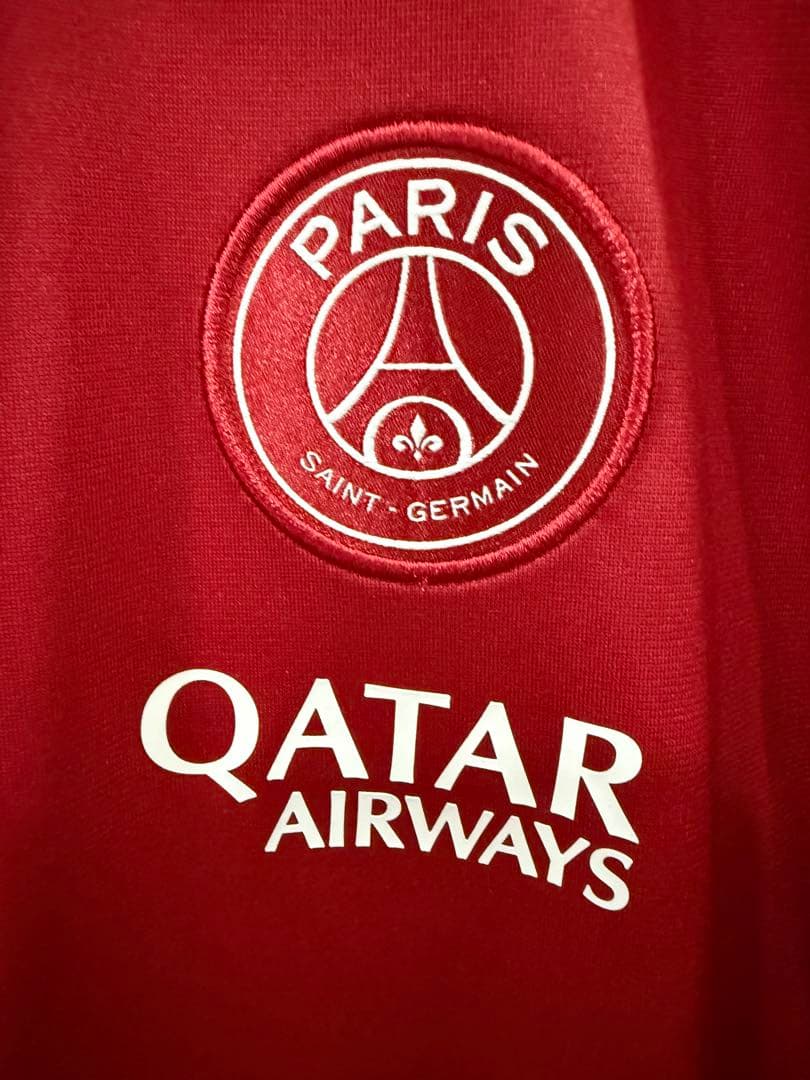 【新品】 PSG パリサンジェルマン 4th トラックスーツ 上下　Lサイズ