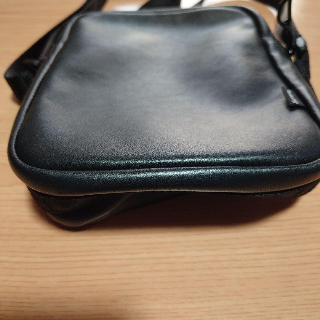 正規品 Supreme シュプリーム Leather ショルダーバック 革 黒