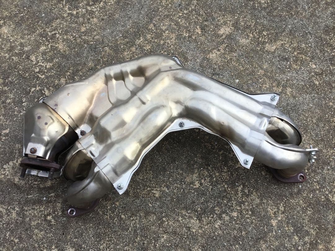 まーくん 様よう ZN6 86 後期型 純正エキマニ 触媒 - メルカリ