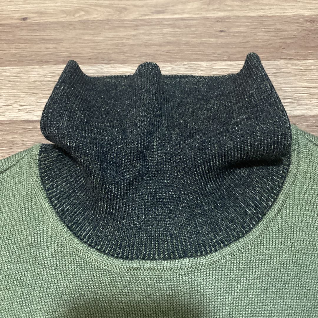 美品♡デサント♡DESCENTE♡タートルネック♡ニット♡カーキ♡S