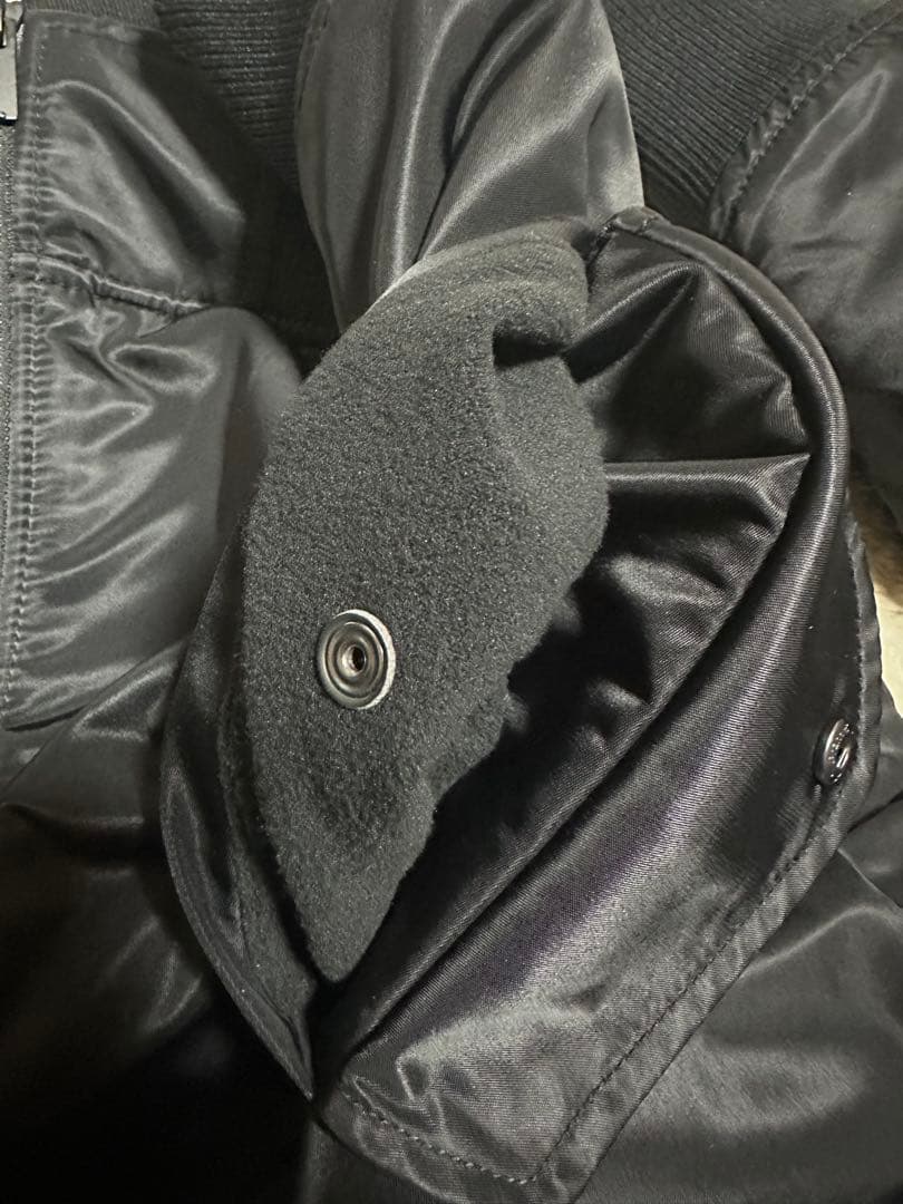 【美品】UNIQLO +J ハイブリッドダウンオーバーサイズMA-1ブルゾン