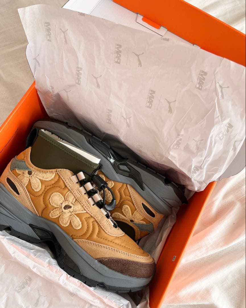 【新品未使用】PUMA×PAM Nano スニーカー 23.5cm